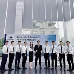 Hình ảnh hoạt động tư vấn xe tại Hà Nam